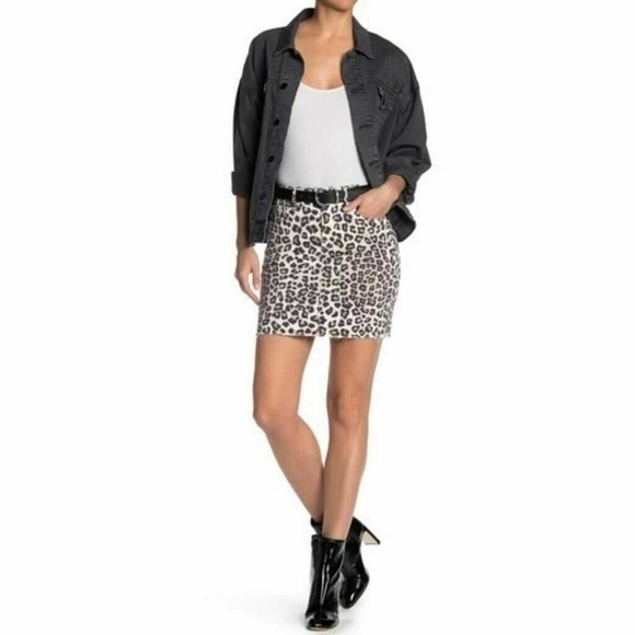 Good American Dresses & Skirts - GOOD AMERICAN Size 0 Leopard Print Raw Edge Mini Skirt NWT Msrp $129